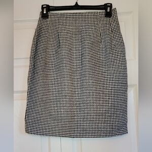 Houndstooth wool-blend fully lined skirt